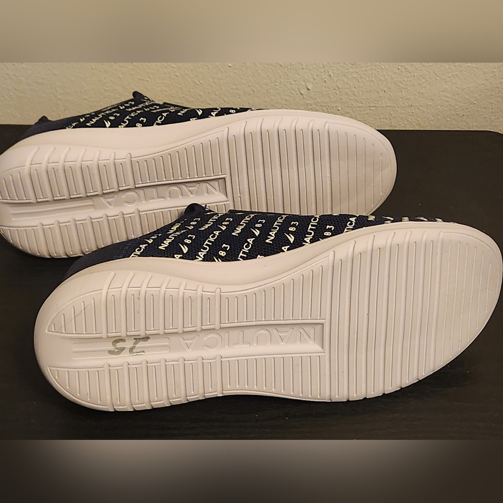 Nautica Women's Sneakers Size 8 - Picture 10 of 10